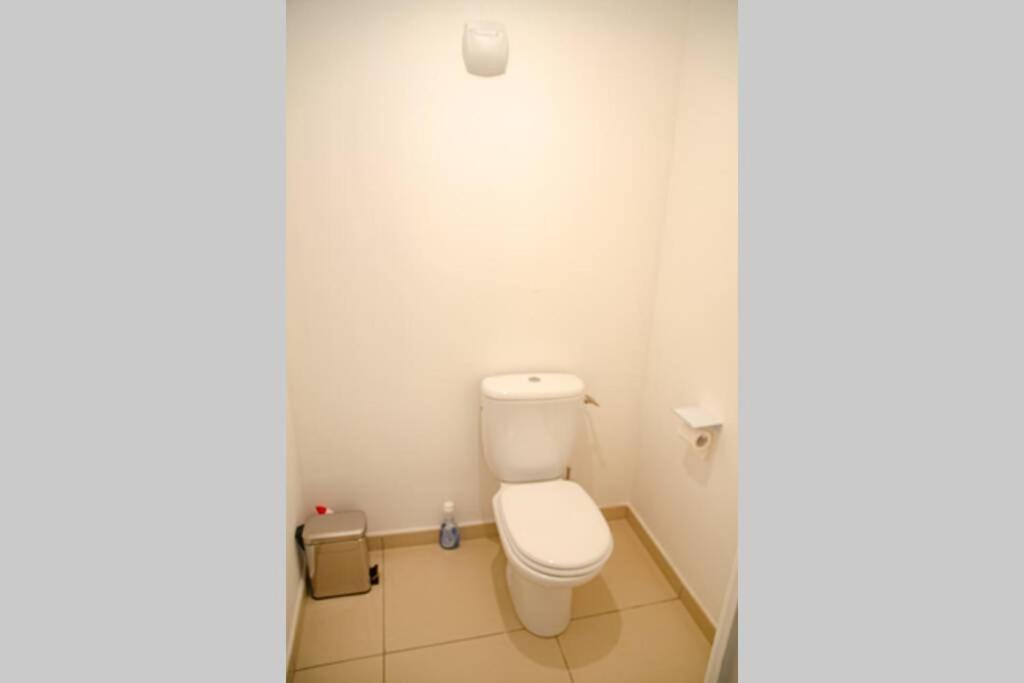 T2 Fleur De Lotus Apartment Saint-Denis Exterior photo